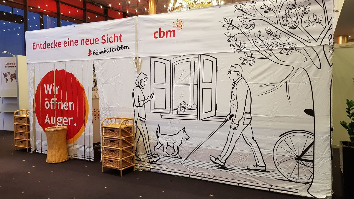 Auf dem Bild ist das Erlebniszelt der CBM abgebildet.