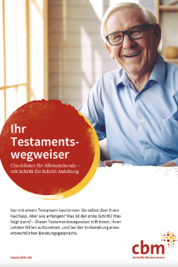 Portrait eines lächelnden älteren Herren