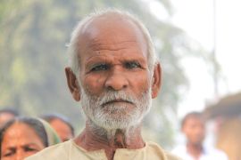 Älterer Mann mit weißem Bart