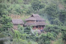 Eine Hütte in den nepalesischen Bergen.